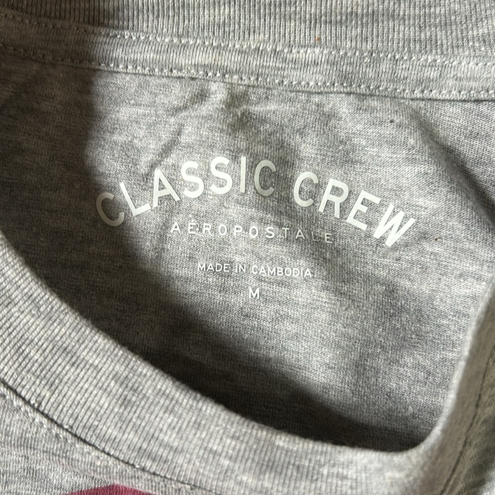 Aeropostale Classic Crew Graphic Tee Medium - Picture 3 of 4